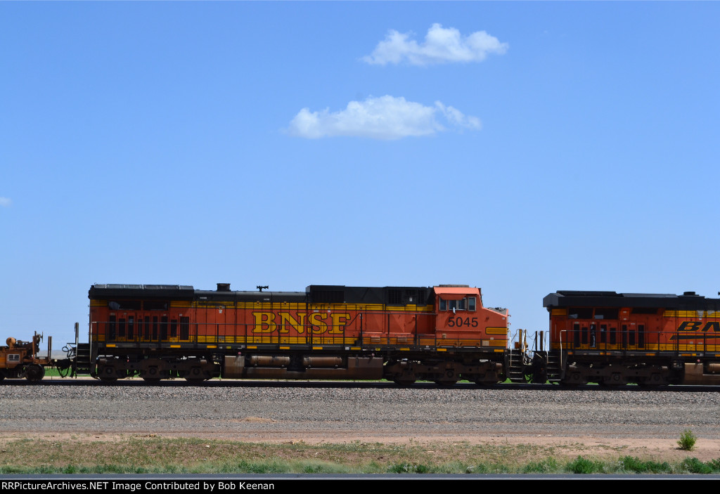 BNSF 5045